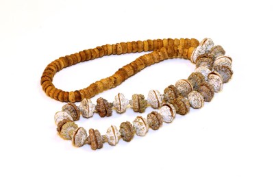 Day 36, going nuts. Gum nuts, linen thread, sterling silver. © Blandine Hallé 2015 